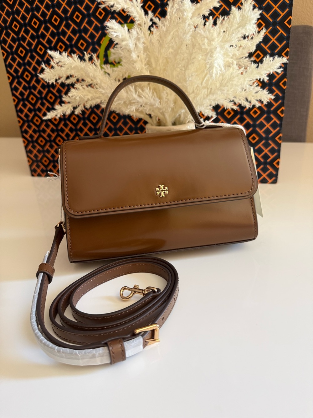 NWT , authentic Tory Burch Emerson smooth mini too handle brown /tan - Picture 2 of 12